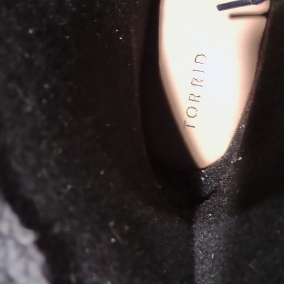 TORRID Grey Boots Size 9 - Picture 10 of 13